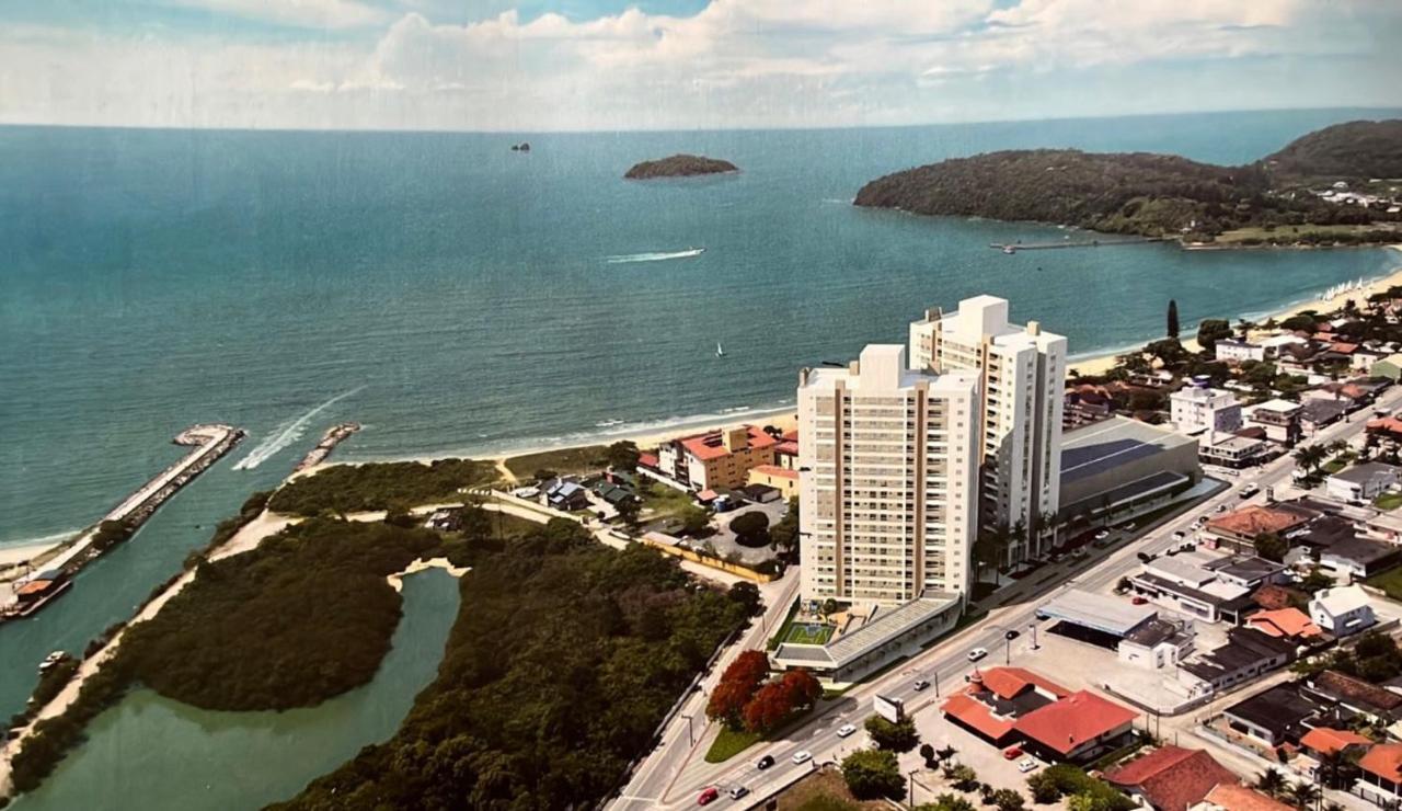 Apartamento Novo Frente Mar Com Piscina Em Home Club Penha  Exteriér fotografie